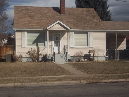 Home of Moyle and Evelyn