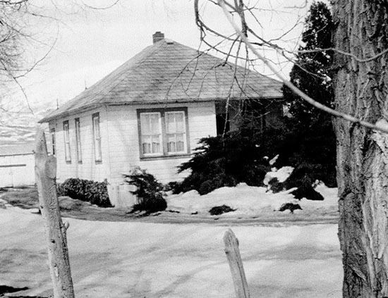 6 Jonsson, Lawrence home